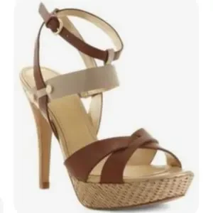 Chaussures Marc Fisher En Daim Marron - Taille 9M, Talon Compensé, Style Casual